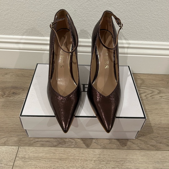 Guess Napril Dress Pump Heels - Picture 8 of 11